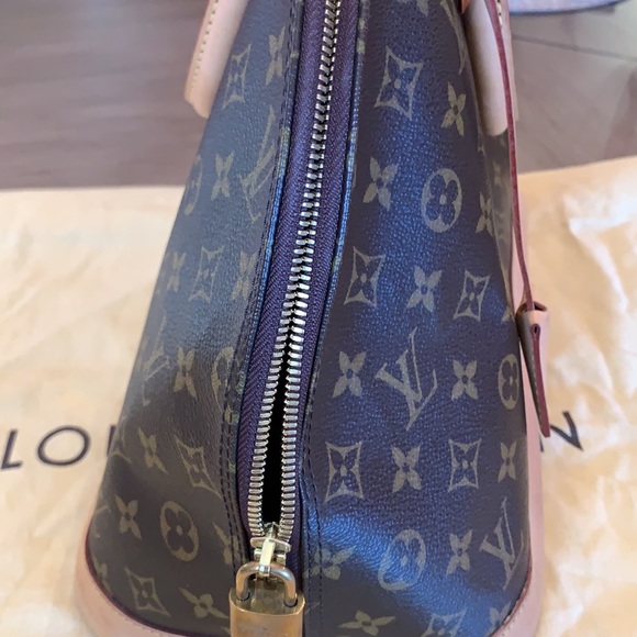 Louis Vuitton hobo - Picture 10 of 10
